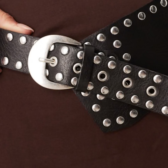 Free People Jagger Hip Belt Black With Studs Size S/M - Picture 6 of 14